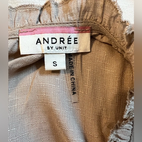 Andree Size Small Top - Picture 3 of 4